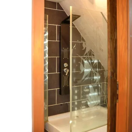 Gorgeous In With Kitchen * Marmoutier